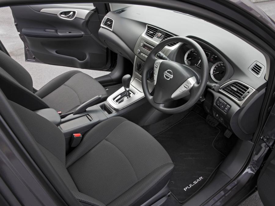  Nissan Pulsar Hatch 2013 года  (AU) (фото 2 из 14)